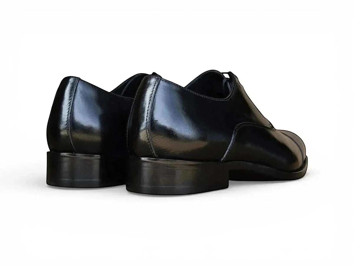 Carrucci Avon Cap Toe Oxford in Leather Sole