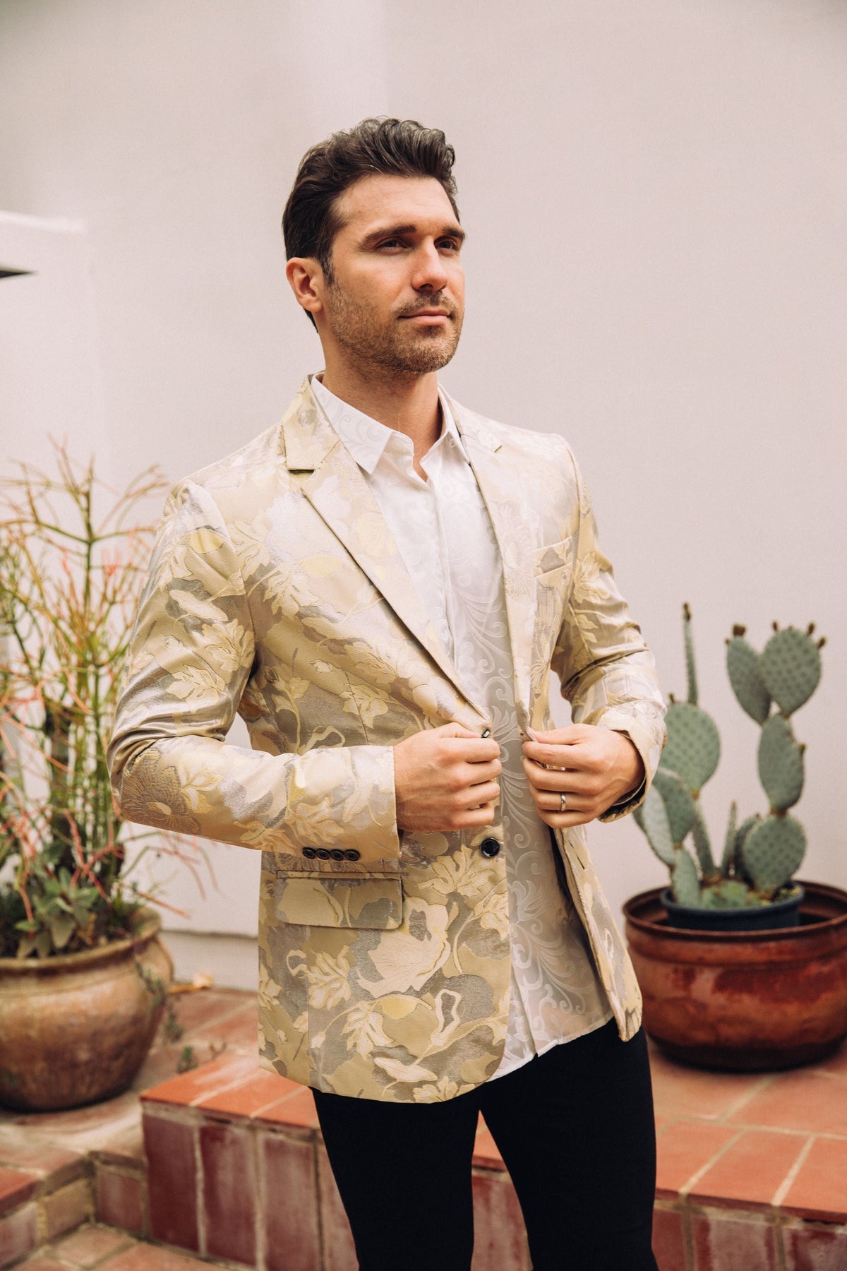 Men’s Elegant Beige Floral Print Blazer with Double Buttons
