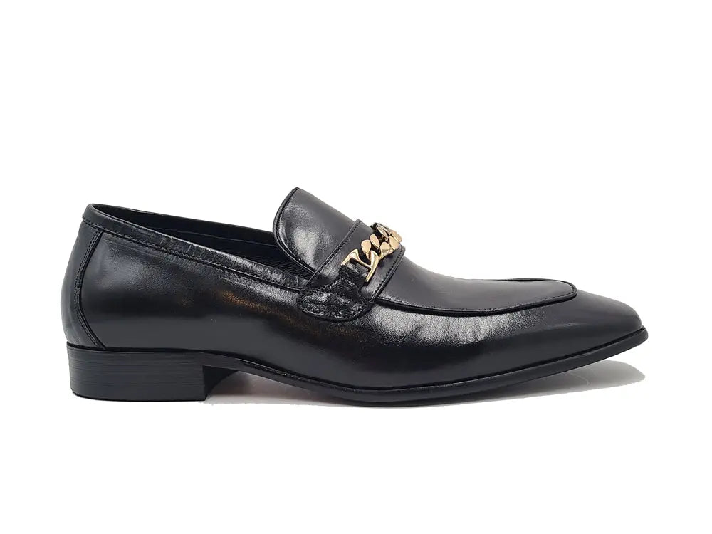 Carrucci Beveled Squared Toe Loafer