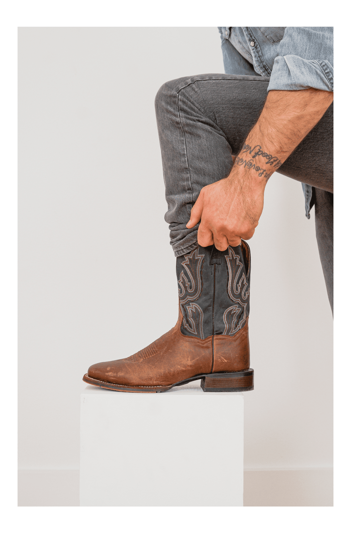 WINSLOW LEATHER BOOT