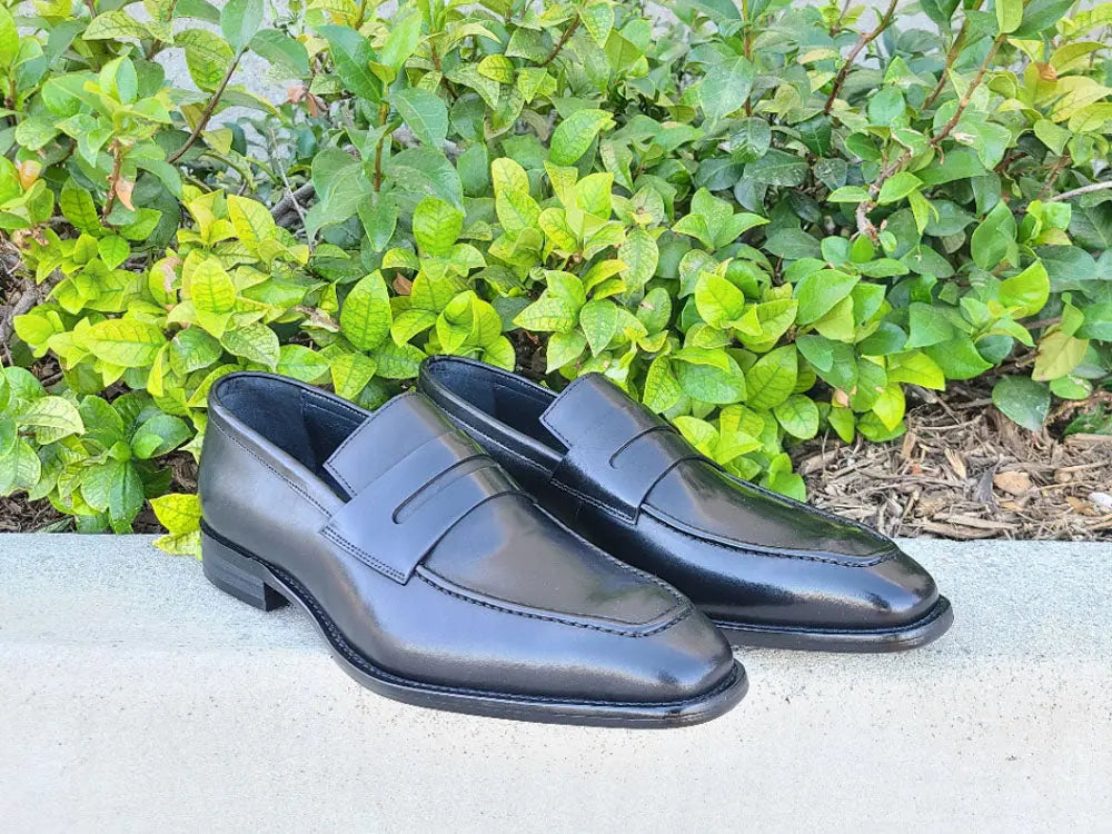 Carrucci Patina Finished Penny Loafer